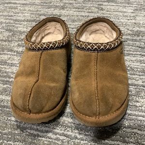 Ugg kids slippers